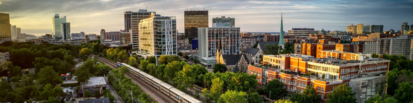 Pros and Cons of Moving to Evanston